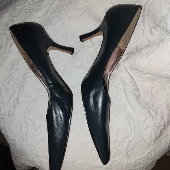 WOMEN'S SIZE 13 "BP" CHIC NAVY BLUE LEATHER HEELS - Picture 2 of 5